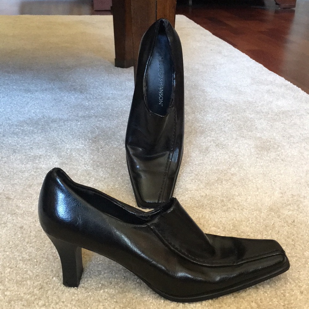 Hilliard & Hanson black heels